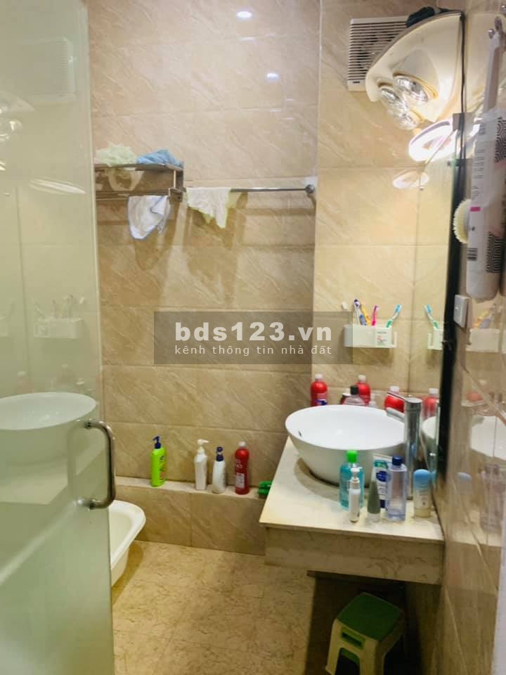 Bán nhà đẹp PL ô tô phố Thái Thịnh 52m2 x 4 tầng giá 6,6 tỷ. LH 0912442669