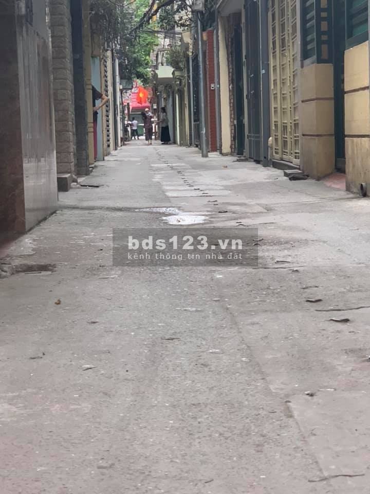 Bán nhà đẹp PL ô tô phố Thái Thịnh 52m2 x 4 tầng giá 6,6 tỷ. LH 0912442669