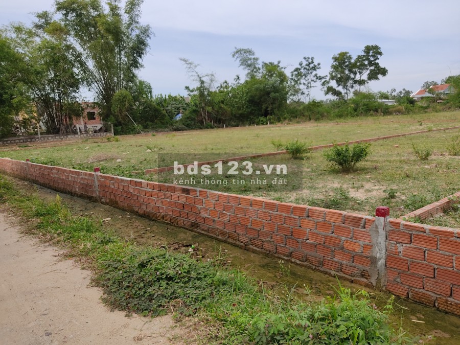 Cần tiền bán nhanh lô đất đại hiệp