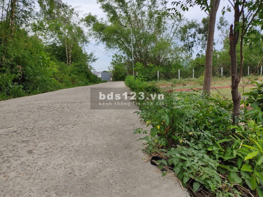 Cần tiền bán nhanh lô đất đại hiệp