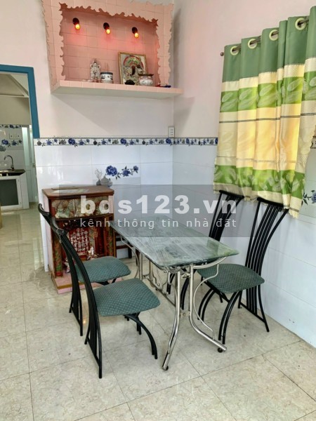 Cần tiền bán gấp nhà Lò Siêu, phường 16, Quận 11, nhà tiện ở ngay