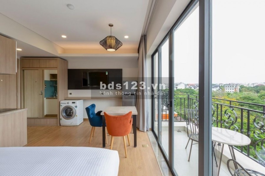 CHDV chuẩn 4 sao Q2 nội thất cao cấp, có ban công, hồ bơi cách trung tâm Q1 chỉ 8ph