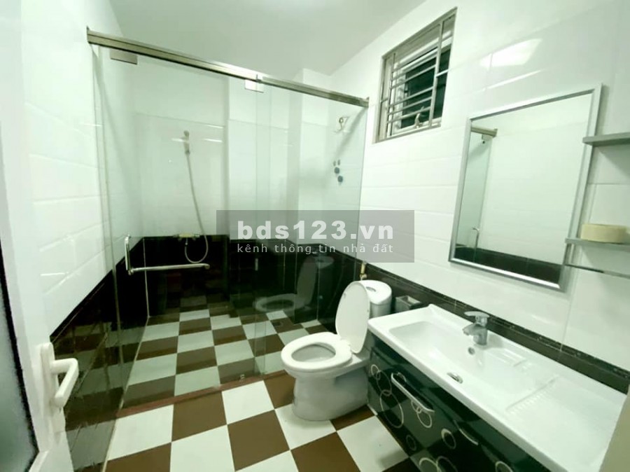 Nhà Mặt phố Đình Đông, 4 tầng siêu đẹp giá 8,3 tỷ Nội thất ngoại nhập, thiết kế tinh tế