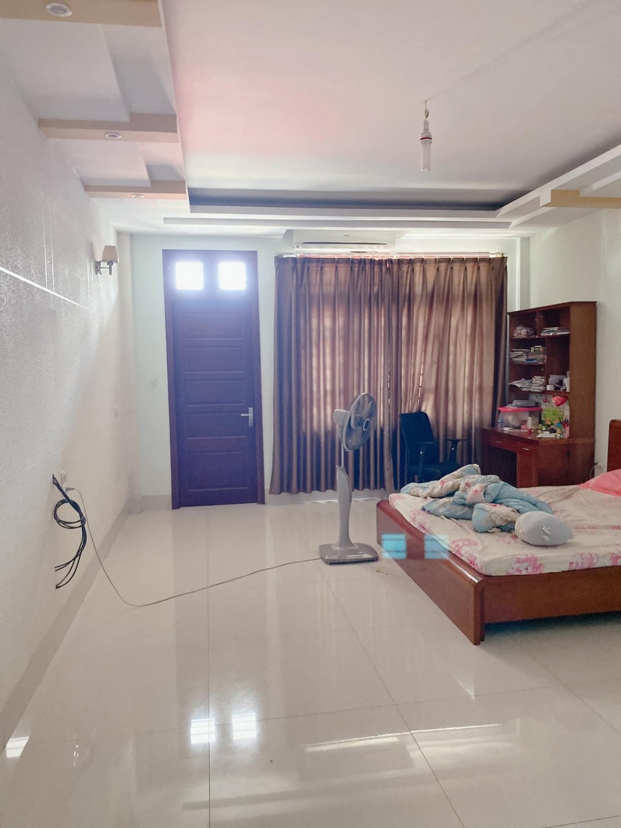 Bán Nhà Phố Lê Hồng Phong sát Huyndai Hà Đông dt 55m2, 7 tầng thang máy, giá 7.5 tỷ.