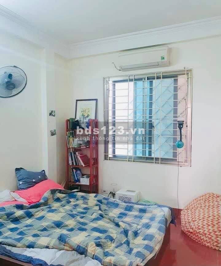 Bán nhà phân lô Cán Bộ cấp Cao, Lê Hồng Phong Ông Ích Khiêm, 52m2 *4T, cách phố 20m. 0969693855.
