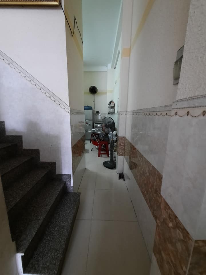 Bán nhà ngỏ hẻm Phạm Thế Hiển phường 5 Quận 8 dt 38m2 4 tầng, giá 4.9 tỷ