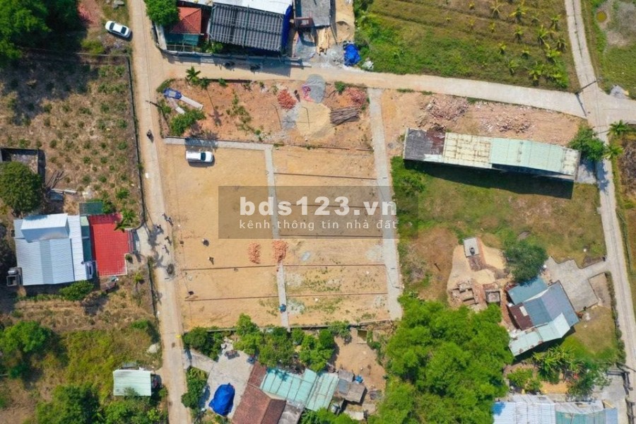 Còn 2 lô cuối cùng sổ sẵn từng lô, diện tích sử dụng 170m2, lh 0906436184