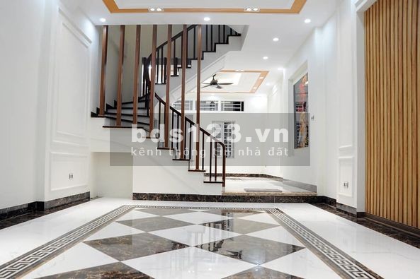 Bán nhà mới 5 tầng Quận Cầu Giấy, dt 57m2, khu Vip, 20 ra phố giá 7.2 tỷ, lh 0961427470