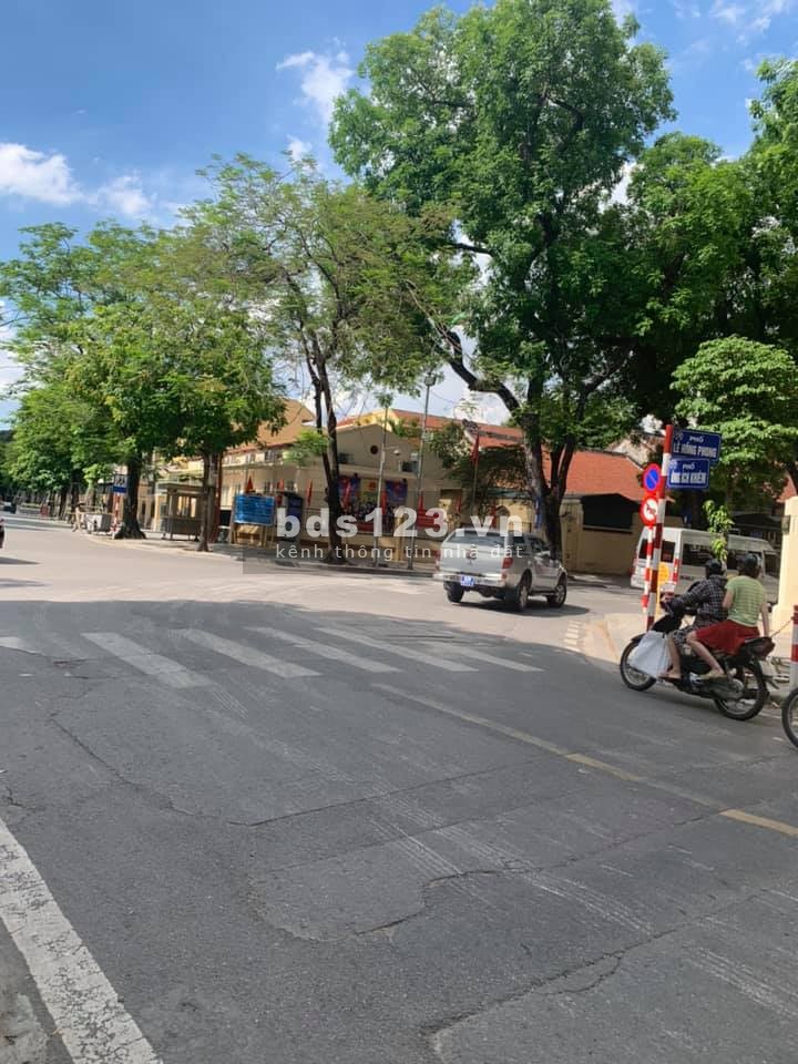 Bán nhà phân lô Cán Bộ cấp Cao, Lê Hồng Phong Ông Ích Khiêm, 52m2 *4T, cách phố 20m. 0969693855.