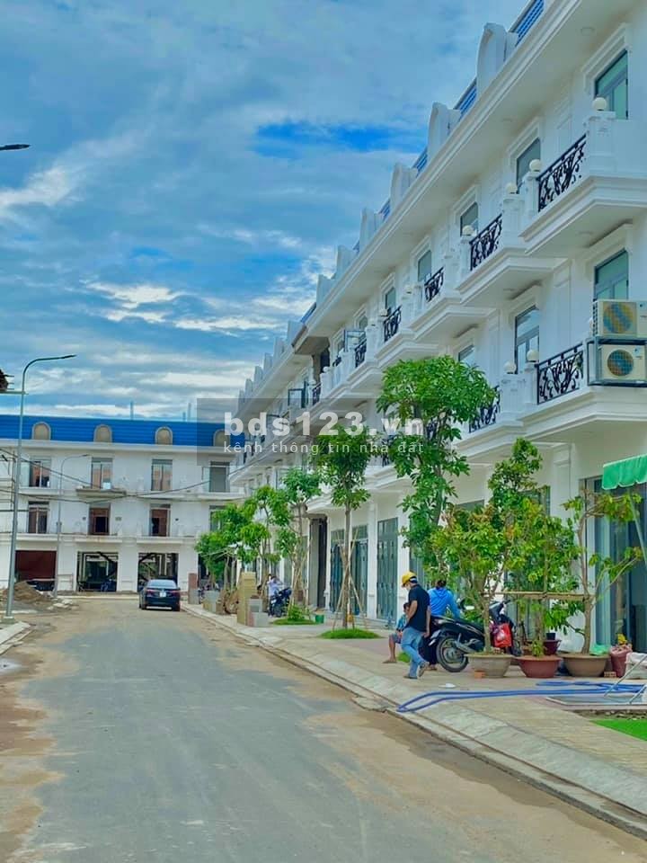 Nhà Phố thiết kế phong cach châu Âu cao cấp tại Bến Tre, giá bán 2.4 tỷ