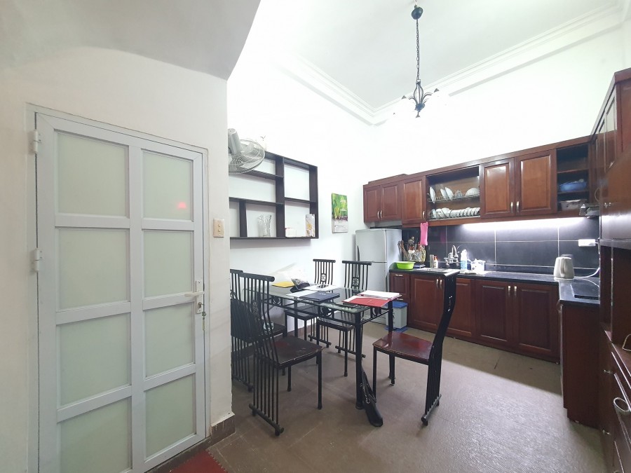 Bán Nhà Phố Chùa Láng, Đống Đa, Hà Nội, dt 40m2, 4 tầng, ngõ thông, giá 4 tỷ