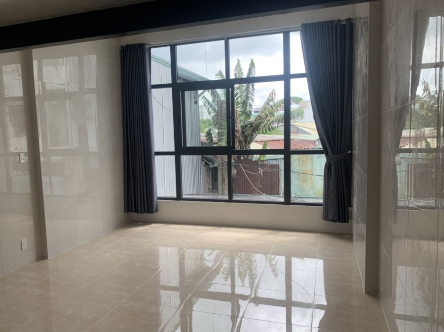 Có nhiều phòng cần cho thuê bên khu Công Nghiệp Tân Bình phòng rộng full nội thất