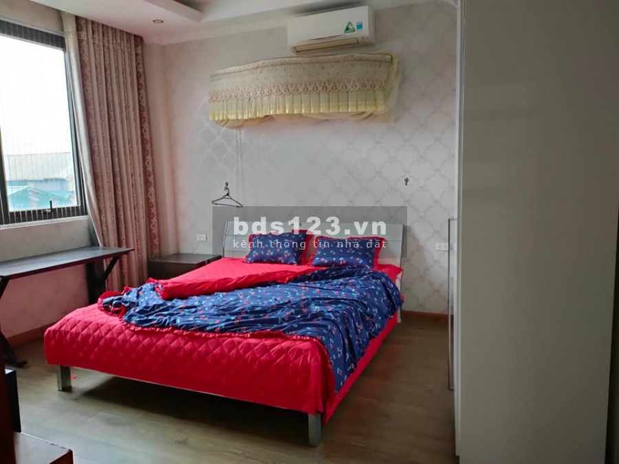 Mặt Tiền Khủng, diện tích 250m2 mt 13m Đàm Quang Trung Quận Long Biên