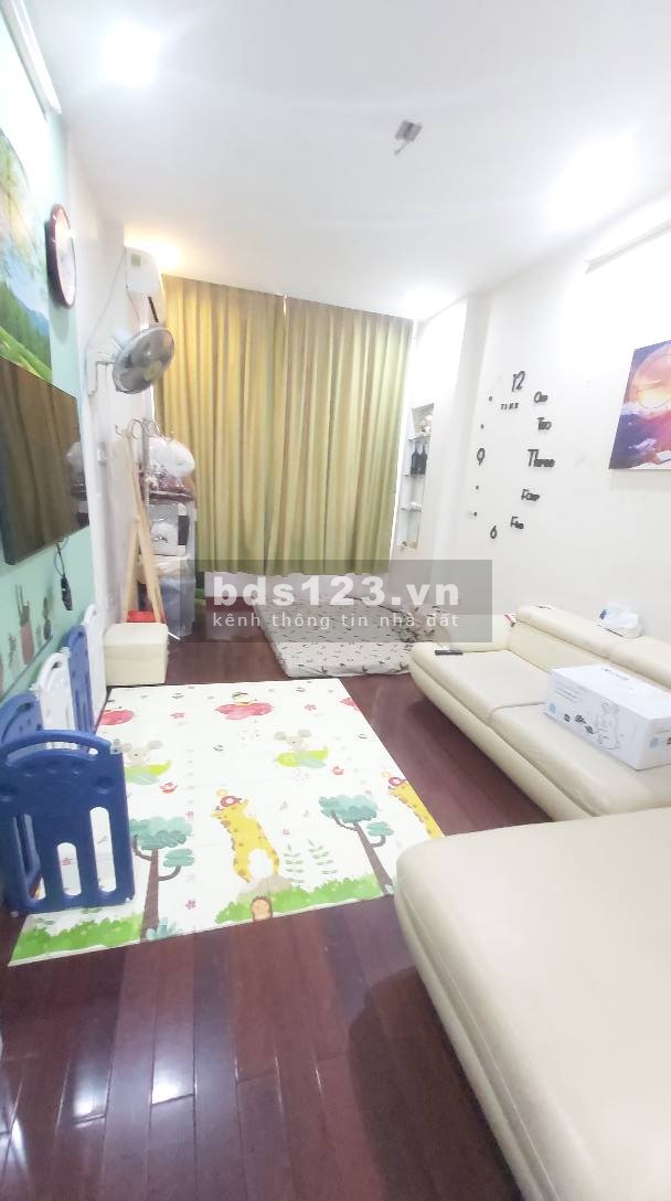 Bán nhà Đào Tấn, Ba Đình, dt 43m2, 5 tầng, giá chỉ 4.6 tỷ, khu vực hiếm nhà bán, 1 rẽ là vào nhà