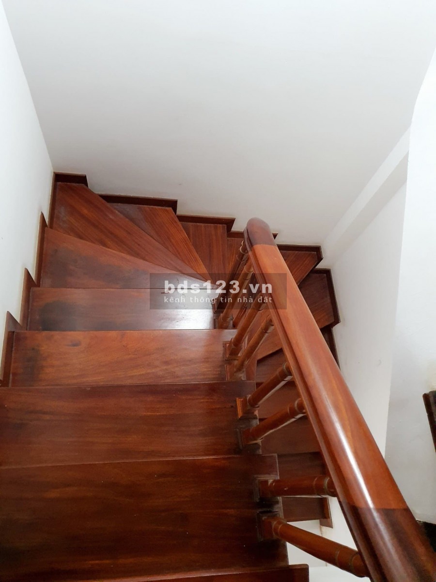 Sổ đỏ trao tay, lô góc, nhận ngay nhà đẹp Tôn Đức Thắng, Đống Đa, dt 45m2 4 tầng, chỉ 3 tỷ, lh 0946379913