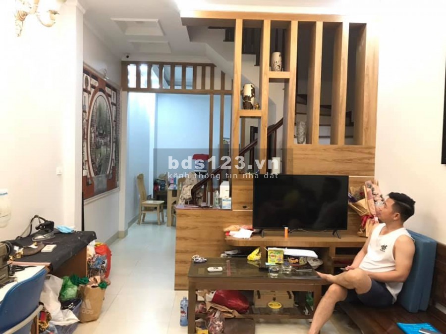 Bán nhà hiếm Xã Đàn, gần hồ diện tích rộng 45m2, giá 5.5 tỷ, liên hệ chính chủ