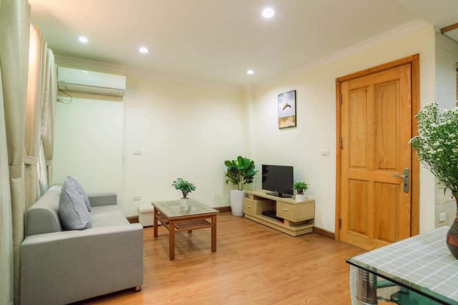 Toà căn hộ Homestay cho thuê 2 mặt thoáng trước sau, thang máy, ô tô chạy vong quanh