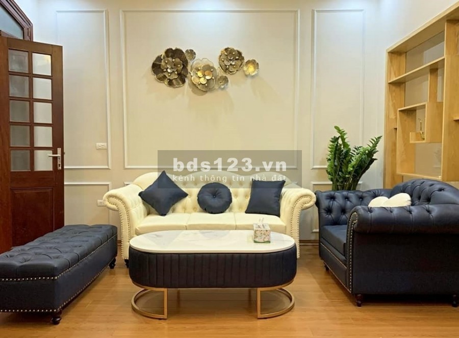 Bán nhà Ngọc Thụy 60m2*5T, nhà mới đẹp mặt ngõ ô tô vào nhà tặng nội thất giá bán 4.9 tỷ