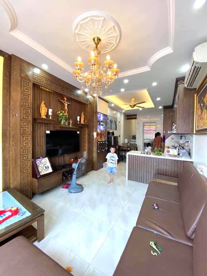 Bán nhà Hồ Tùng Mậu, Mỹ Đình, lô góc, 51m2 x 7 tầng, ô tô vào nhà, 50m ra phố, thang máy