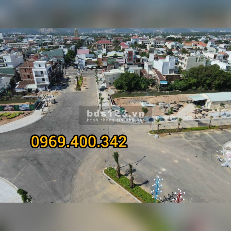 Cân sang nhượng nhanh 100m2 Khu Chợ Mới, tiện ích đầy đủ, giá thoả thuận