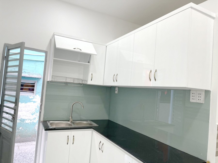 Bán nhà (3.6*13m, nở hậu) hẻm 184 Âu Dương Lân Phường 3 Quận 8, 1 trệt, 1 lầu