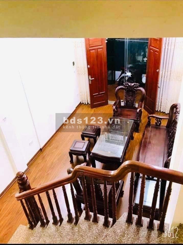 Bán nhà Phan Kế Bính, Ba Đình dt 45m2, 5 tầng, 6 ngủ, ngõ thông Đào Tấn giá nhỉnh 4 tỷ