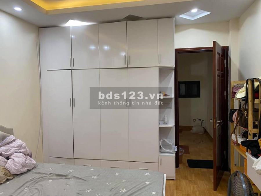 Bán nhà 4 tầng quy hoạch rừng, ô tô vào nhà 2 mặt tiền thoáng, dt 45m2, giá 2 tỷ hơn