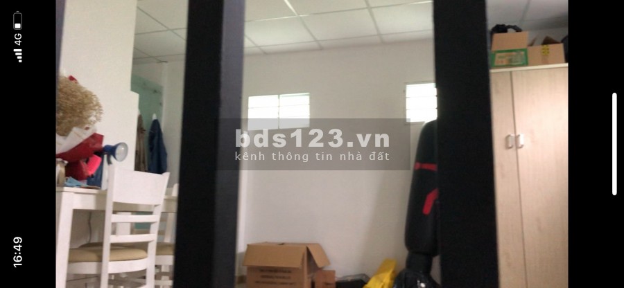 Bán nhà mặt tiền đường ngang 5.3m đường Bùi Thế Mỹ dt 30m2 giá chỉ 4.9 tỷ