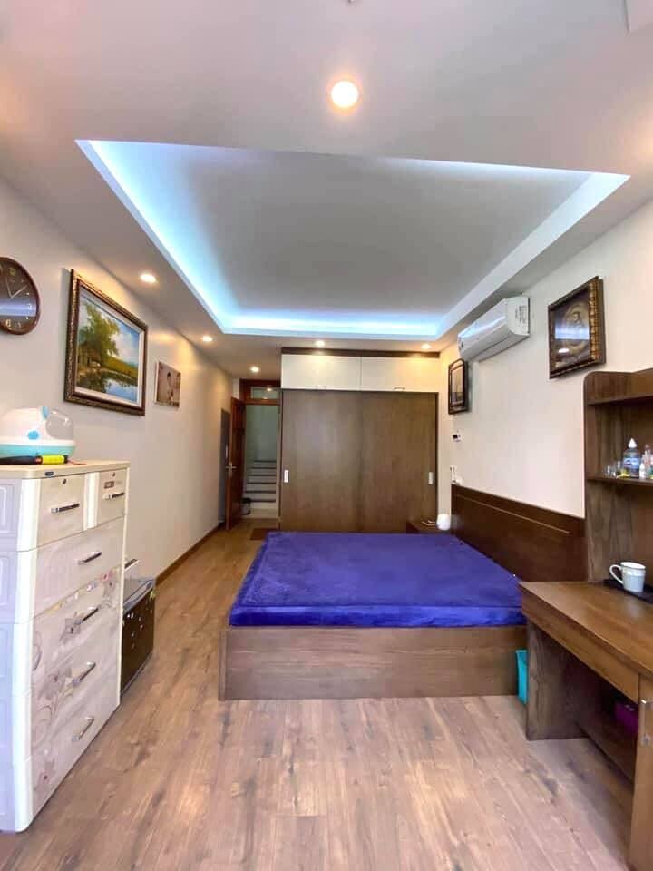 Bán nhà Hồ Tùng Mậu, Mỹ Đình, lô góc, 51m2 x 7 tầng, ô tô vào nhà, 50m ra phố, thang máy