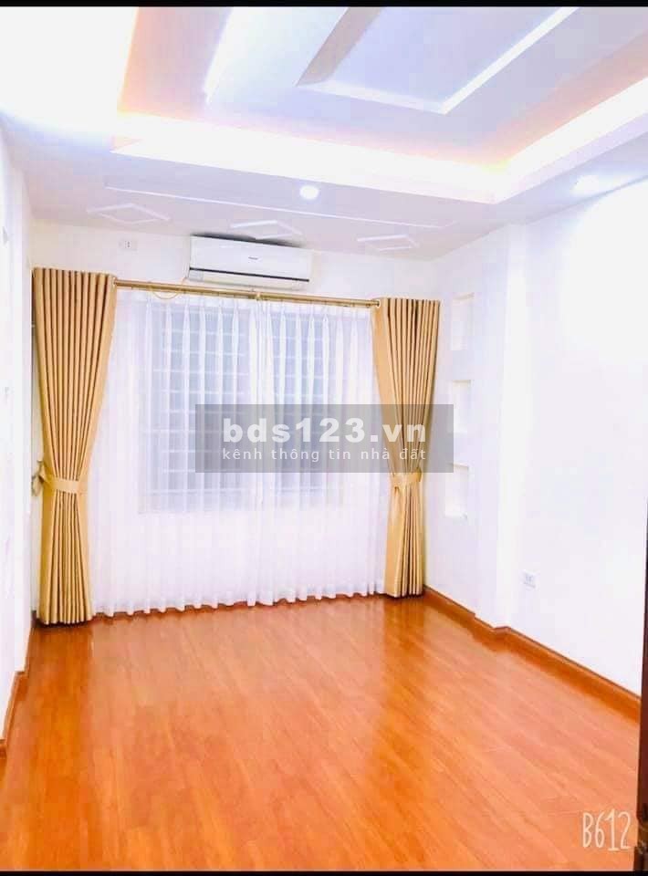 Bán nhà Phan Kế Bính, Ba Đình dt 45m2, 5 tầng, 6 ngủ, ngõ thông Đào Tấn giá nhỉnh 4 tỷ