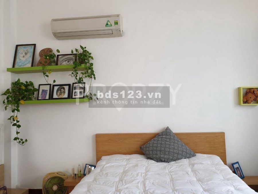 Nhà Sát mặt tiền đường Nguyễn Văn Trỗi, đẹp làm shop Online, 1 trệt, 1 lầu