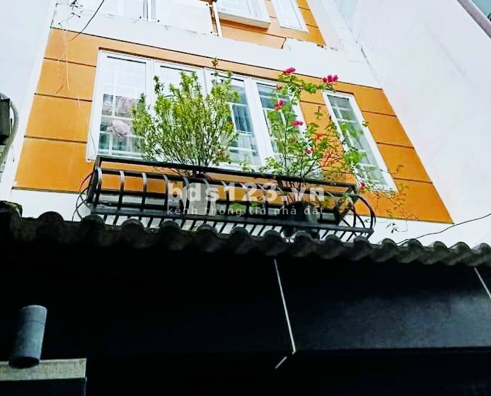 Bán nhà Nguyễn Sơn Tân Phú diện tích 60m2 hẻm 3m giá nhỉnh 3 tỷ, lhcc