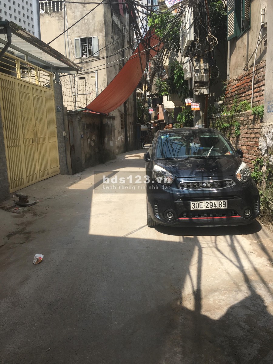 Bán nhà Hoàng Mai, ô tô đỗ cửa, diện tích 50m2, giá bán 4,5 tỷ, lhcc