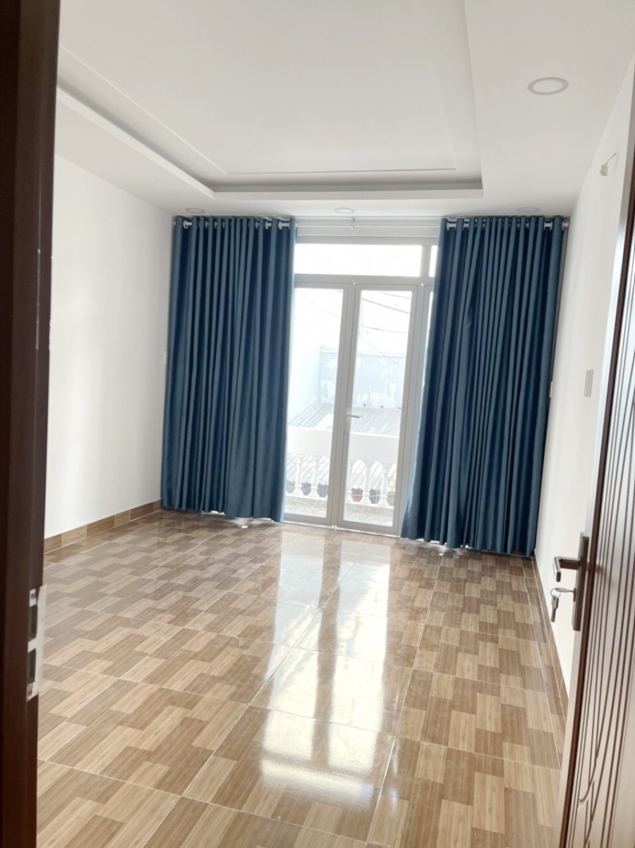 Bán nhà (3.6*13m, nở hậu) hẻm 184 Âu Dương Lân Phường 3 Quận 8, 1 trệt, 1 lầu