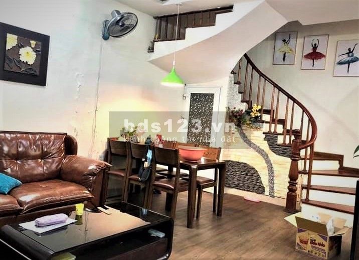 Nhà đẹp Quan Nhân, Thanh Xuân, mặt ngõ thông, kinh doanh 50mx4 tầng, giá 5 tỷ 75