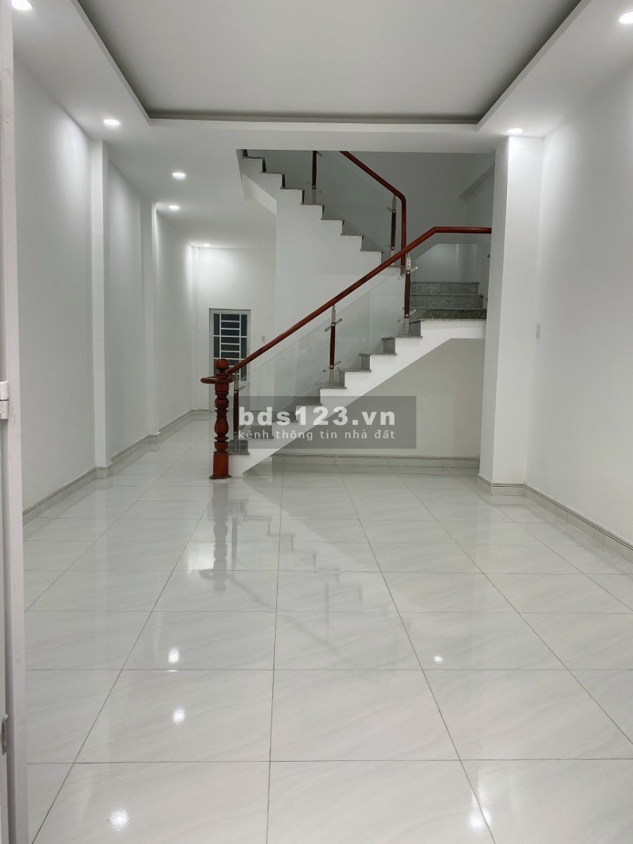 Chính chủ cần bán gấp căn nhà 1sẹc Đại Lộ Bình Dương, liên hệ chính chủ 0378431760