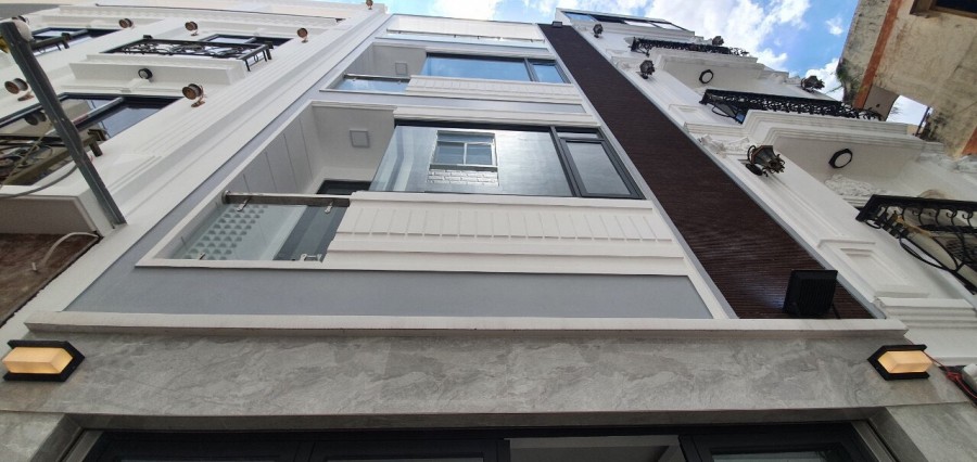 Nhà hiện đại HXH 5L Thích Quảng Đức Phú Nhuận giá tốt 8.3 tỷ còn thương lượng