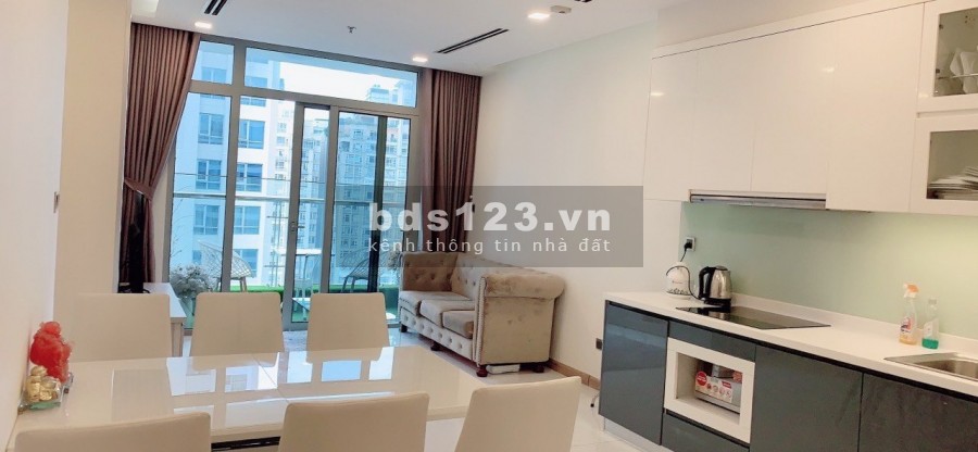 Chủ ngộp mùa dịch cần bán gấp căn hộ 2 pn, Vinhomes Bình Thạnh, giá chỉ 4 tỷ