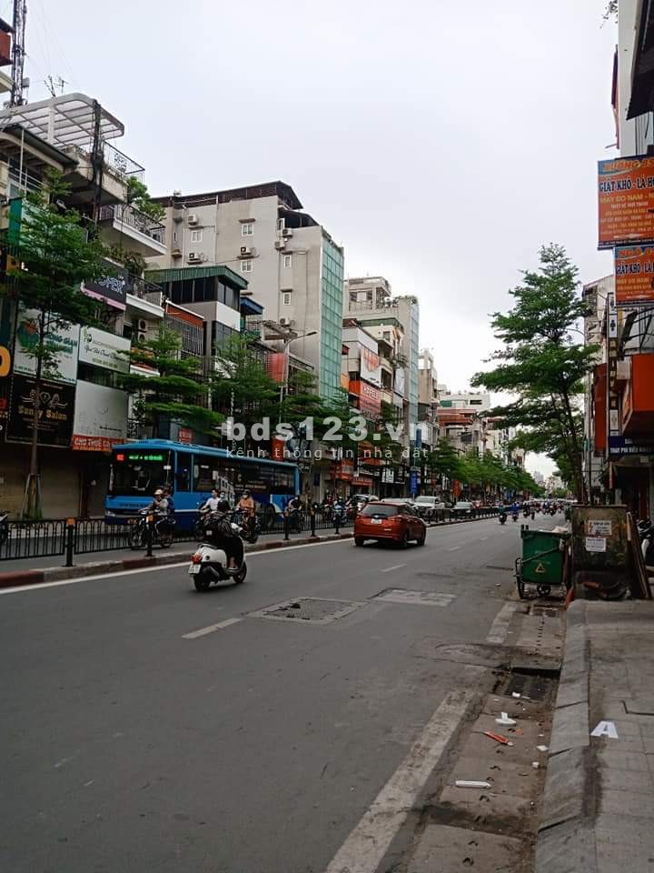 Mặt phố Nguyễn Lương Bằng nhà cấp 4 Quận Đống Đa, kinh doanh đỉnh, giá 23.5 tỷ
