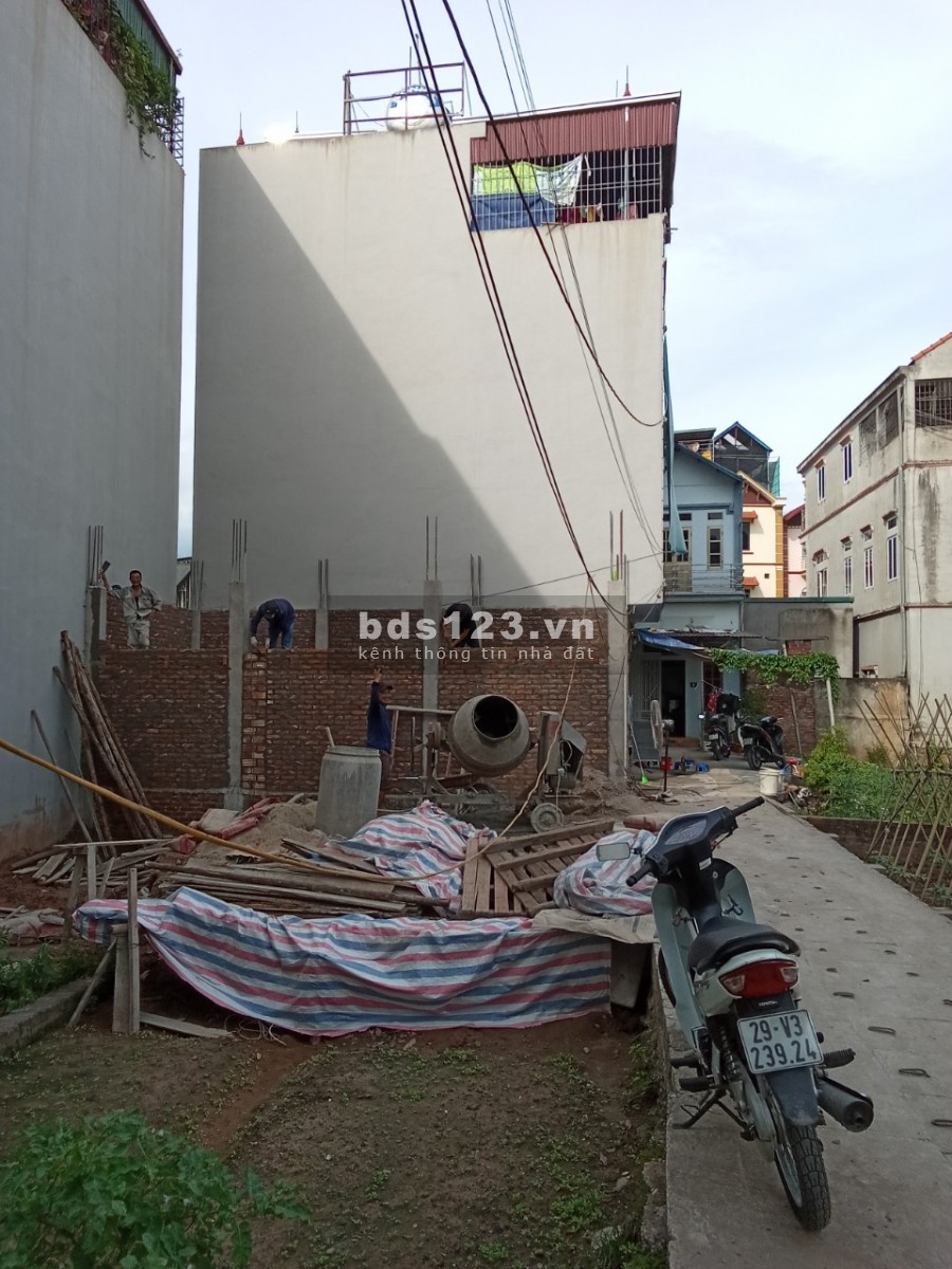 Bán nhà tự xây nên móng kiên cố chắc chắn, tổ 14 yên nghĩa, 4 tầng hướng đông nam