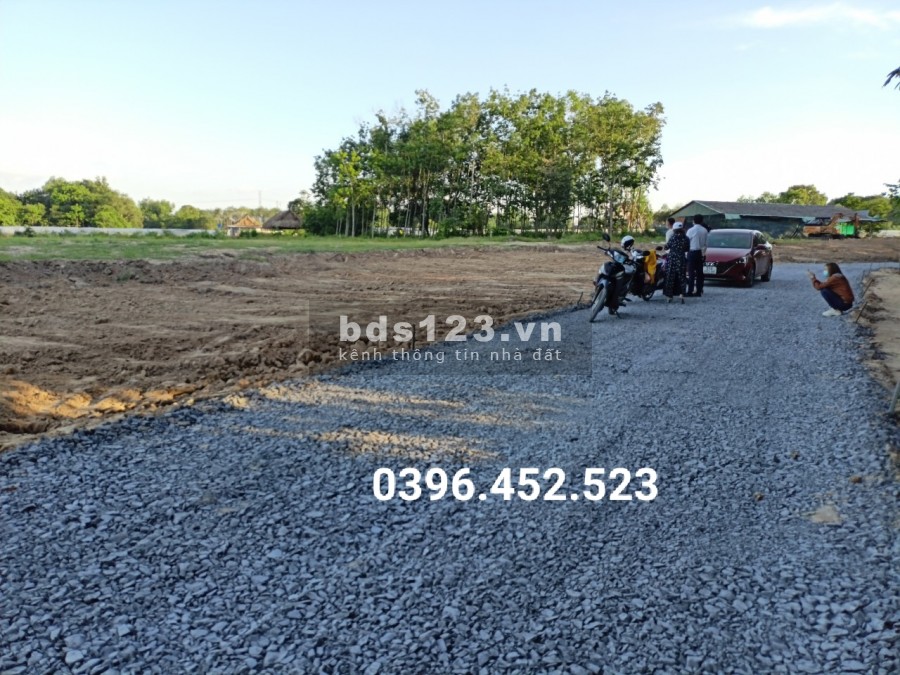 Nhượng nhanh 6 nền Phú Chánh Tân Uyên hơn 300m2 sổ sẵn giá rẻ đường nhựa 12m