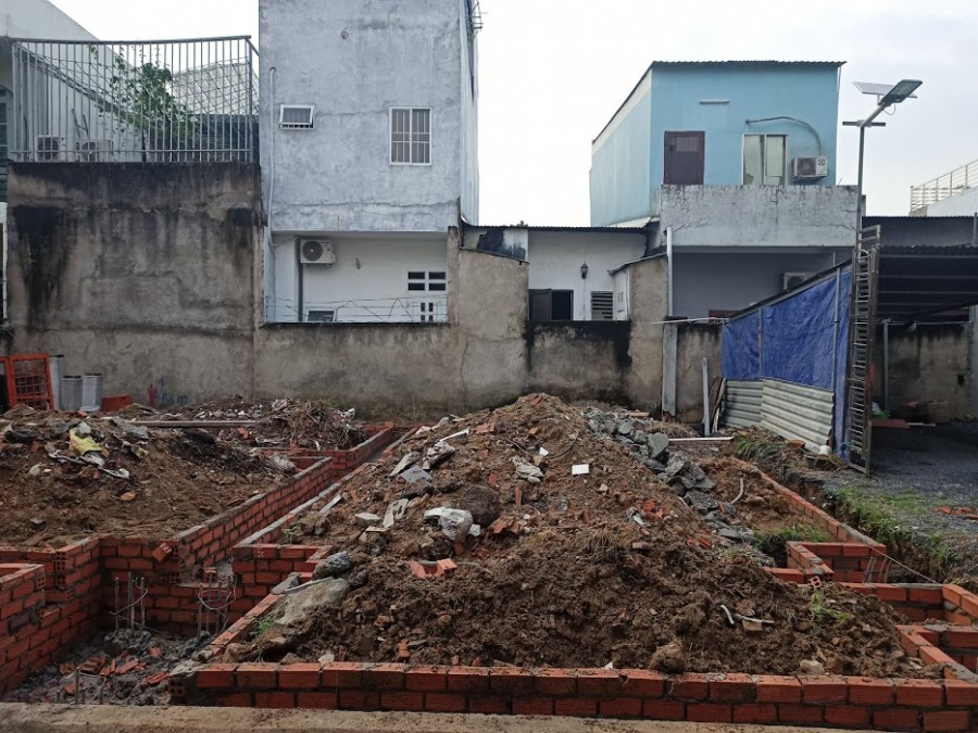 Bán lô đất gần VinCom, gần Phạm Văn Thuận 2,6 tỷ, đường xe hơi quay đầu