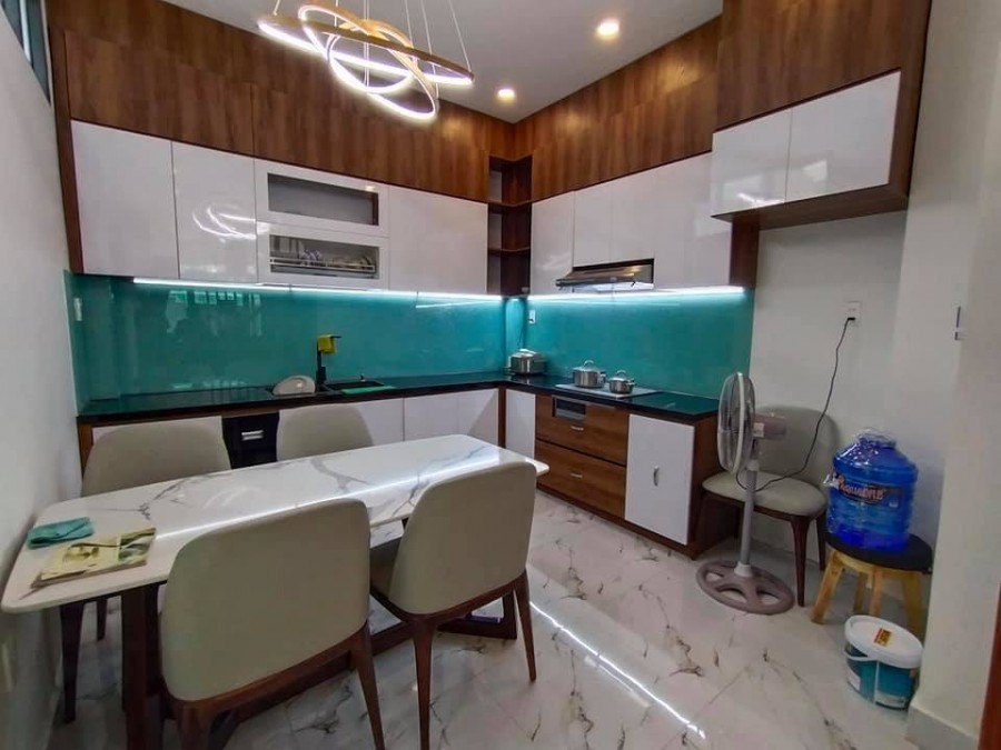 Bán nhà 83M2 Lê Văn Sỹ Quận 3, nhà đẹp tặng nội thất giá chỉ 10 tỷ