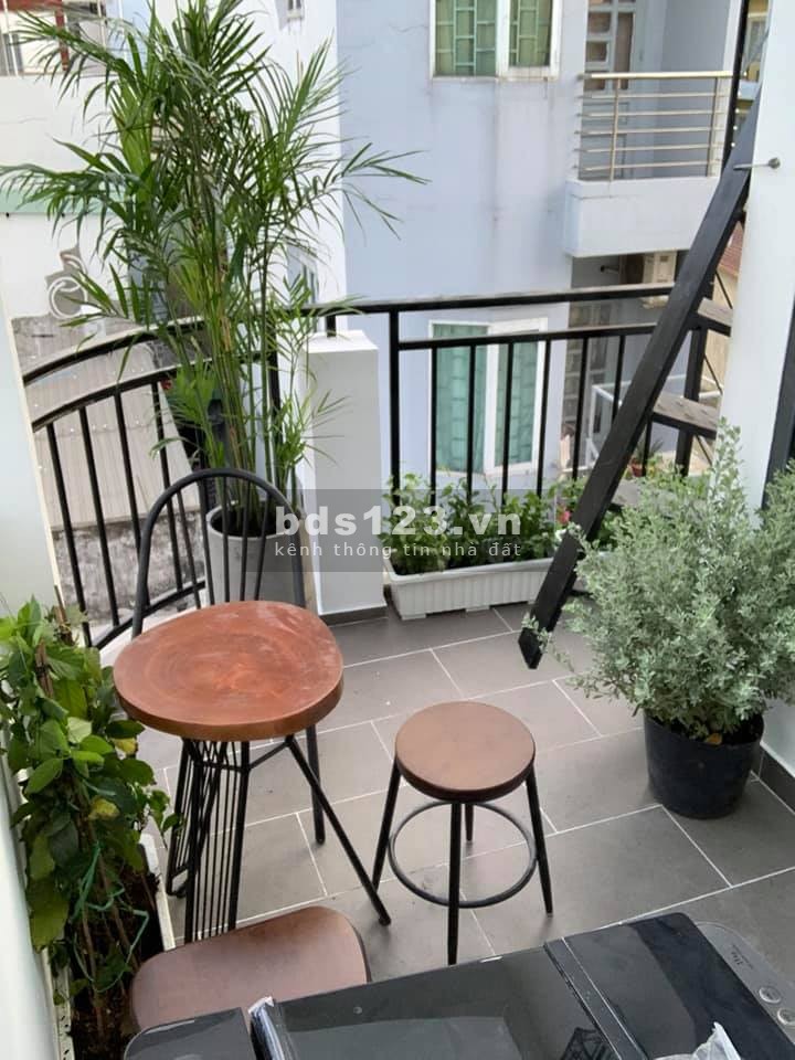 Hạ Sâu 300 triệu Bán Gấp Biệt thự mini 4 tầng Lô góc 2 mặt hẻm, Chủ tặng hết nội thất ngoại