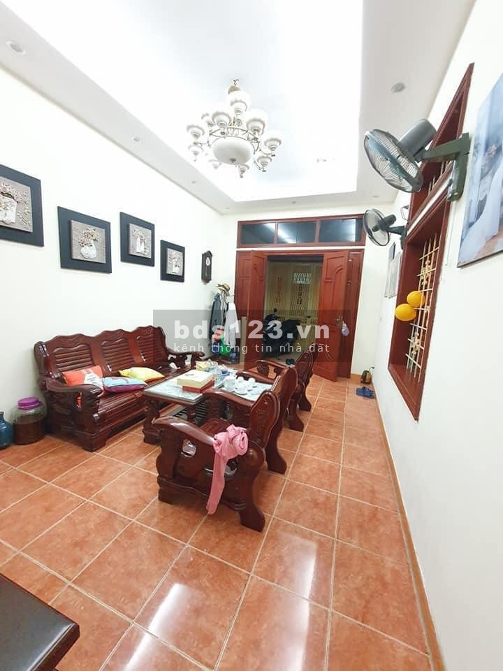 Phân lô Quân Đội lô góc 3 mặt ngõ, sổ đẹp 30m ra mặt phố, mặt phố 140 Vương Thừa Vũ 6,4 tỷ Thanh Xuân