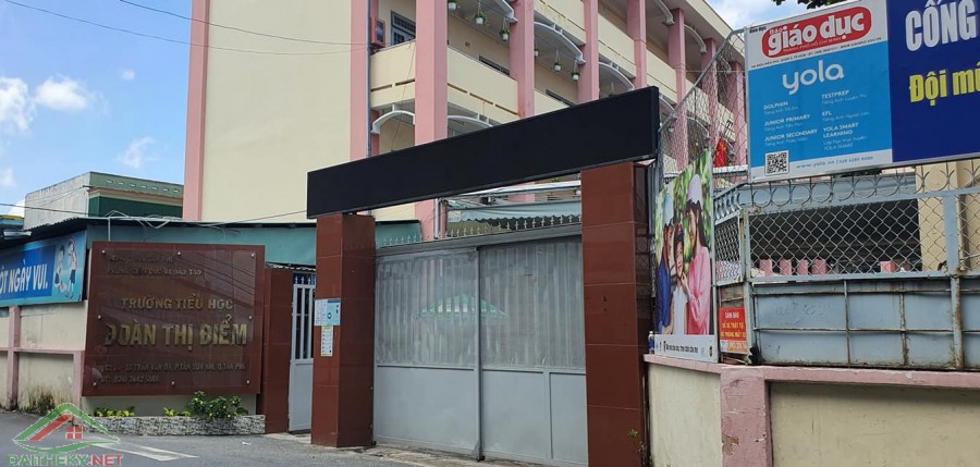 Nhà Sát Hẻm Xe Hơi Trần Văn Ơn đối diện TH Đoàn Thị Điểm chủ hạ chào 2.9 tỷ