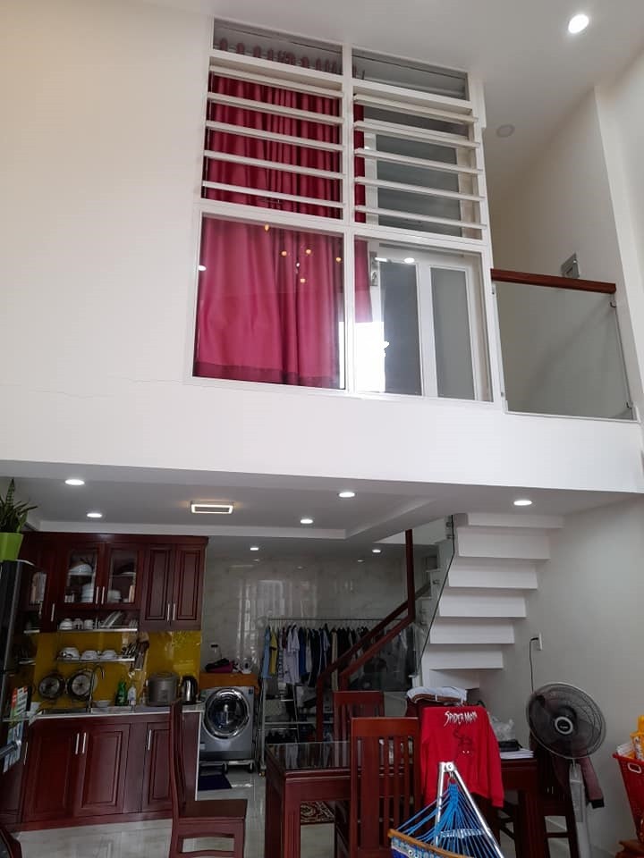 Vừa ở vừa có dòng tiền nhà Nguyễn Sỹ Sách, không lộ giới, nhỉnh 5 tỷ