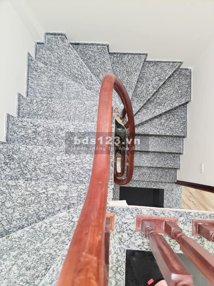 Đẹp long lanh- Nhà mới, thiết kế hiện đại, ô tô đỗ cửa, kinh doanh. 3.35 tỷ- Vĩnh Hưng