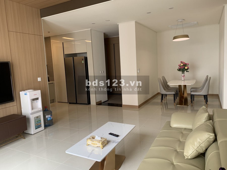 Cho thuê chung cư Starlake KĐT Tây Hồ Tây, 2 phòng ngủ, 110m2, full đồ 26.5 triệu/th. LH 0377983070