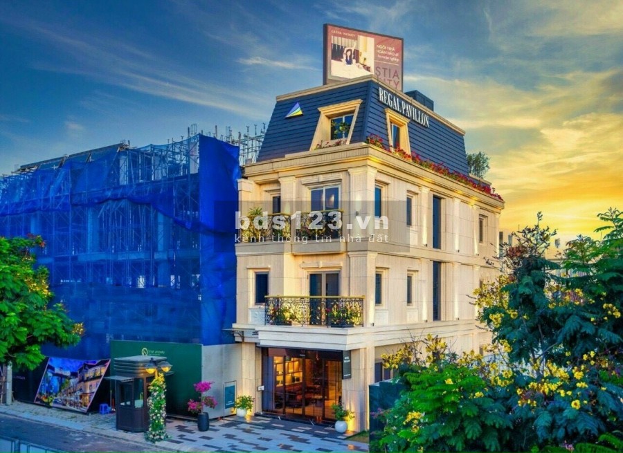 Regal Pavillon 5 Sao Quốc Tế - Nét Pháp Hào Hoa Giữa Lòng Đà Nẵng